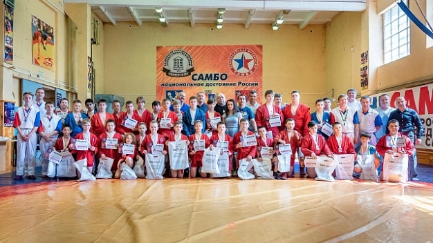 В Иванове прошло Первенство области по самбо